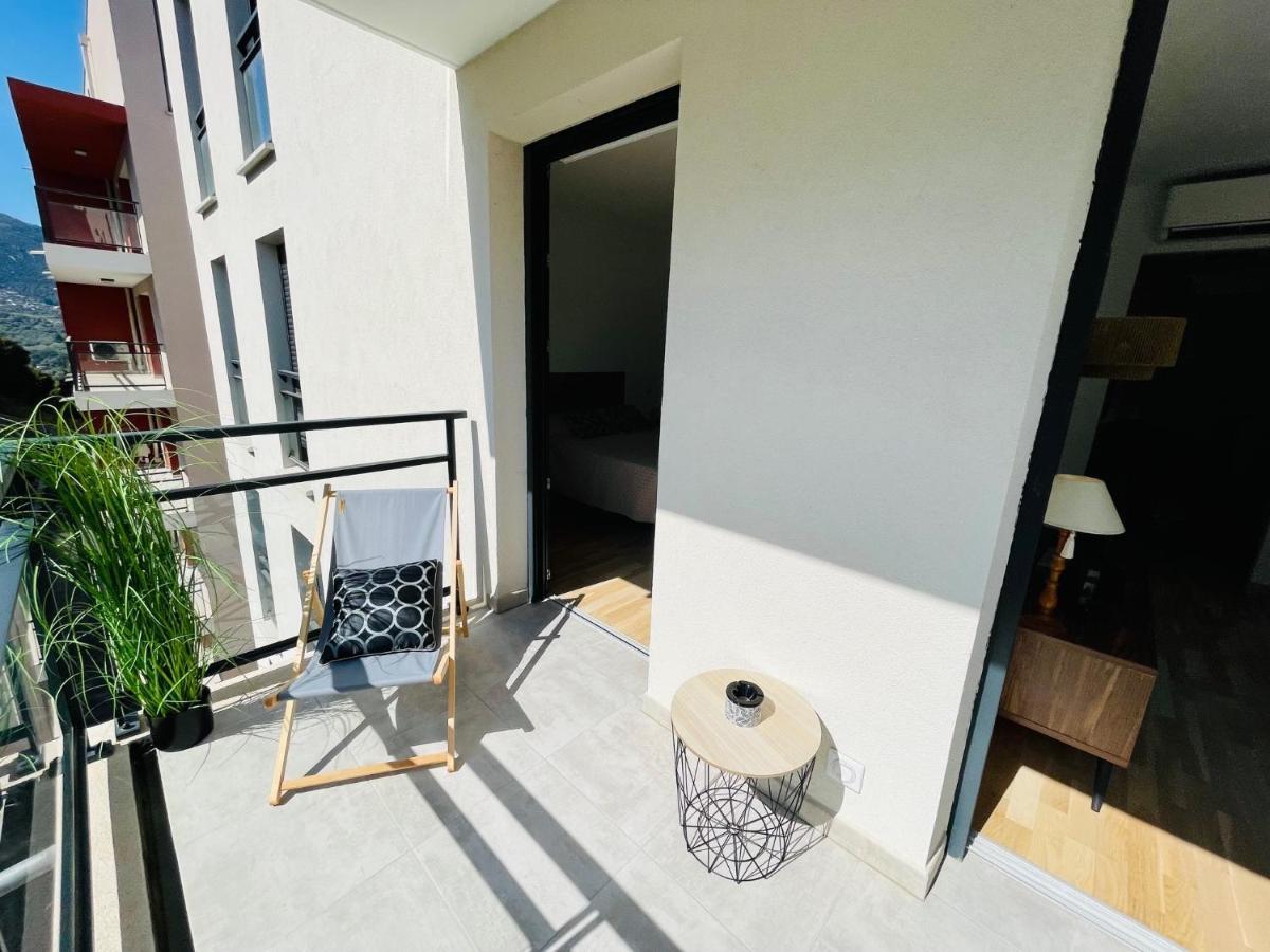 Ajaccio T2 Grand Standing Neuf - Centre Ville Et Plages - 4 Personnes - Parking Prive 外观 照片